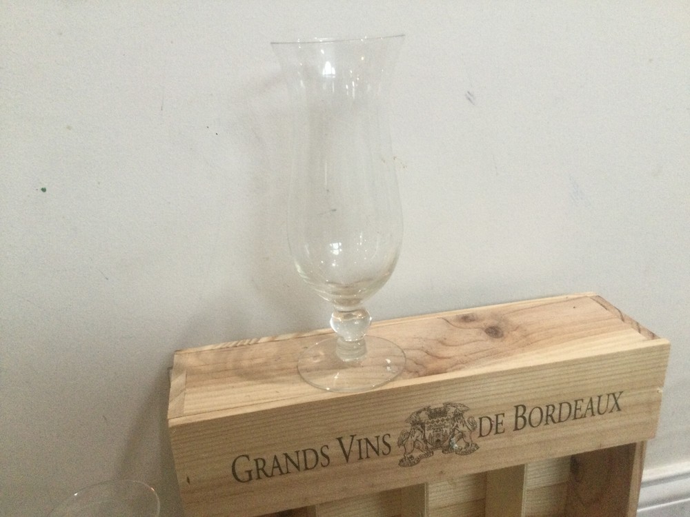 Footed Clear Pilsner Beer Glass 8″X3» ball stem tulip shape