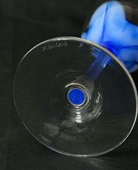 Vintage Steven Maslach Hand Blown Blue Tulqip Wine Glass Signed