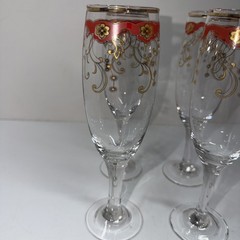Vintage Set Of 4 Gold Trimmed Crystal Stemmed Wine Glass Intricate Design Rare