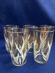 🍁Qty 5 – Vintage Golden Wheat 5” Juice Glasses, c. 1950s
