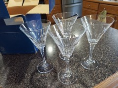 Set of 4 Crystal Wine Glasses Stemware – Towle Reflections Austria New In Box
