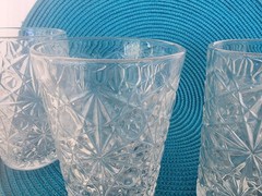 615. S/4 Libbey Pressed Glass Hobstar Pattern Tumblers 4.25″Hx3″W