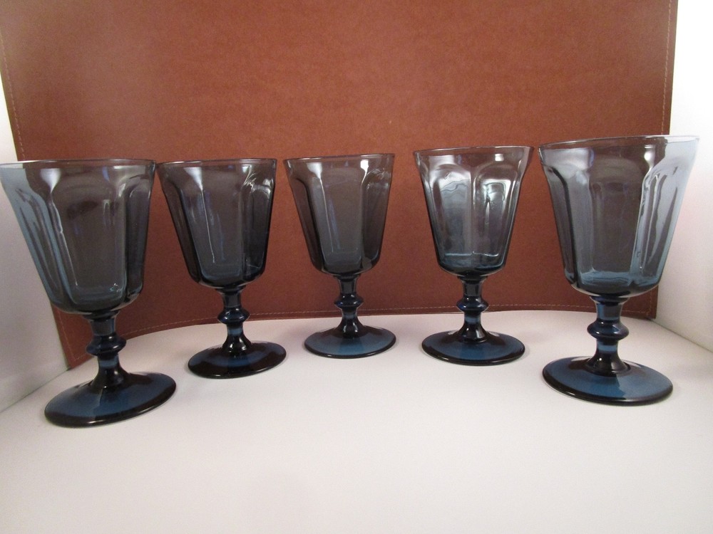 Lovely Lenox Antique Dark Blue Glass Set of 4 Wine Glasses A