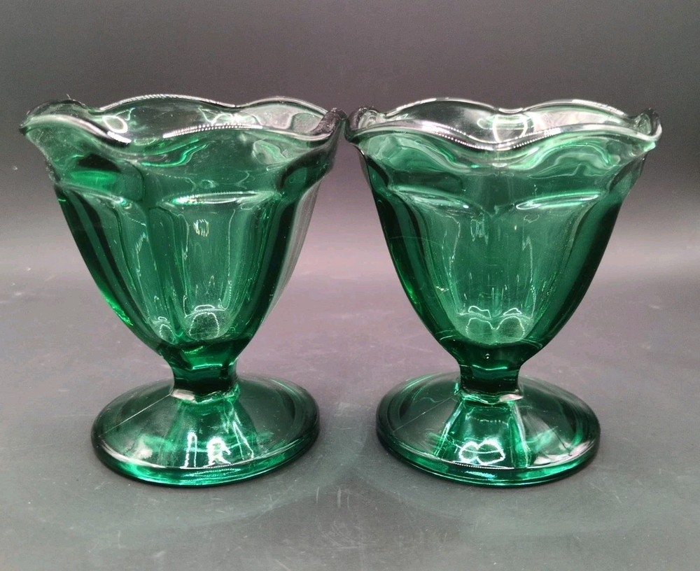 Vtg Anchor Hocking Fountainware Emerald Green 4oz Low Sundae Glass Set of 2