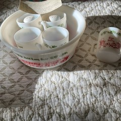 Milk Glass Tom and Jerry Set, Five-Piece Christmas Holiday Auld Lang Syne Holly