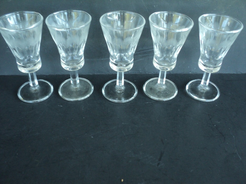 5 Vtg. Etched Sherry Cordial Shot Liquor Glasses- THUMBPRINT & SUNBURST DESIGN