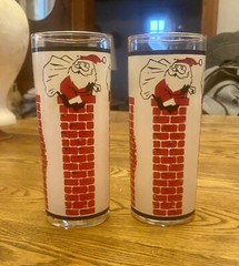 (2) Libbey Santa Claus Chimney Christmas Glass Tumblers Tom Collins Mid Century