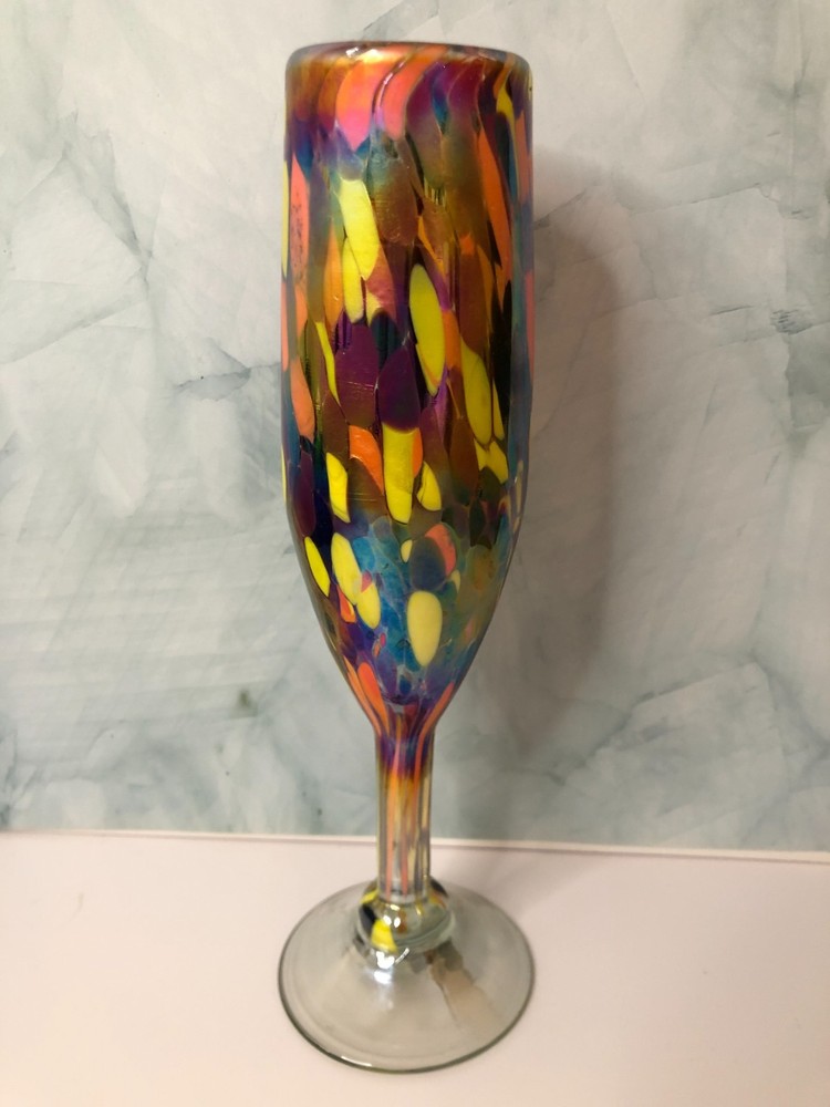Mexico Art Glass Champagne Flute Goblet Mottle Iridescent Stemware 9″ One Only