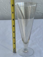 Set Of 2 Vintage Light Amber Footed Pilsner Glasses – 8″ Tall – MCM – Stunning