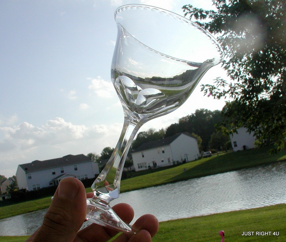 Unknown Crystal (UNK4272 Cut Rim Band & Panels ) 5 5/8″ WINE GLASS(es) Exc