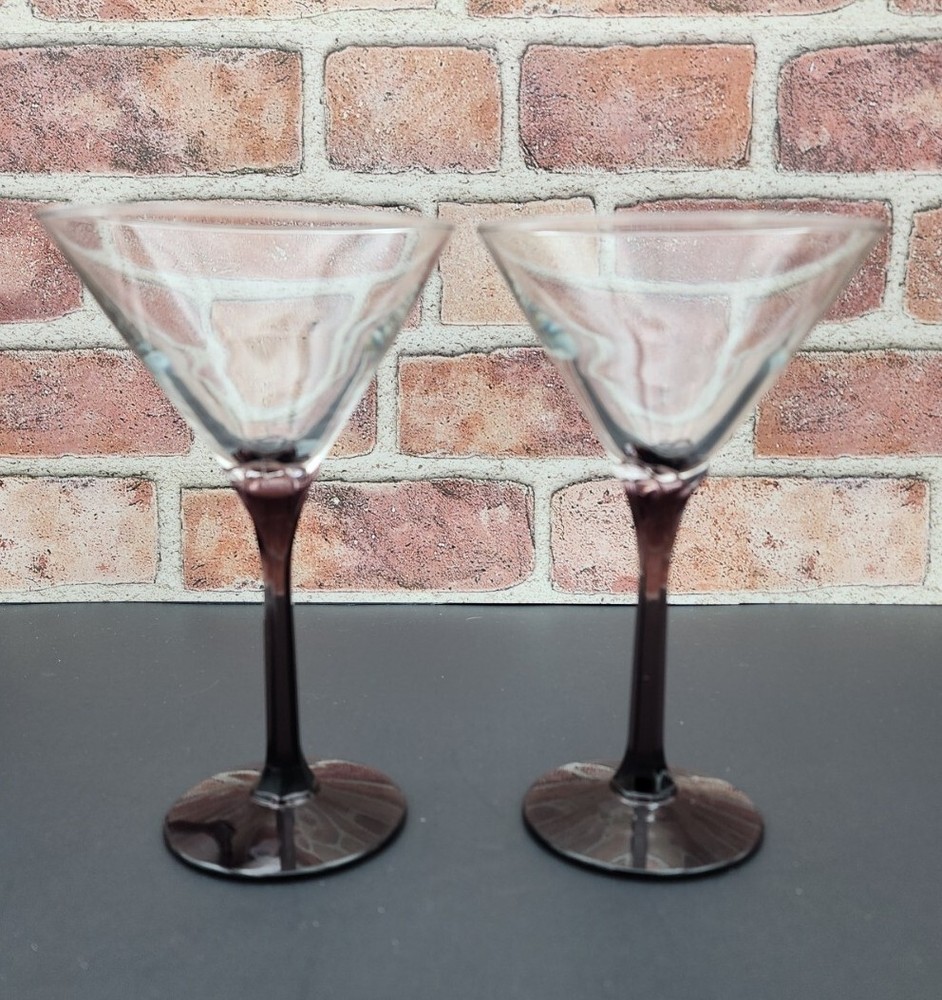 2 LIBBEY Domaine Martini Cosmopolitan Wine Glasses Purple Amethyst Petal Stem