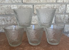 UNK 4608 (5) Old Fashioned, Texture/Bark On Bowl, Clear Glass 3 1/8in X 3.5 In