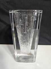 DAUM Frosted Crystal Vase Mod4