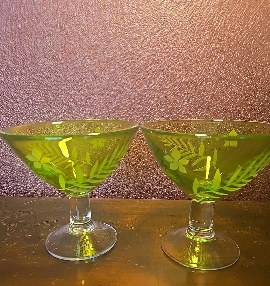 MICHAEL WEEMS Blown Glass GreenEtched-Tropical Martini/Margarita Glasses (2)