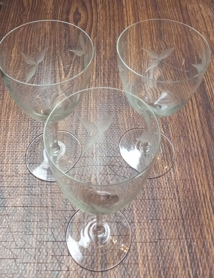 Vintage Water Glasses cut leaves footed Set of 3