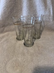 Two Vintage Clear Glass Pilsner Glasses With A Gold Band Design 1950s-1970s