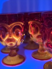 LE Smith Moon and Stars Amberina glass water goblets 11oz red yellow set of 10