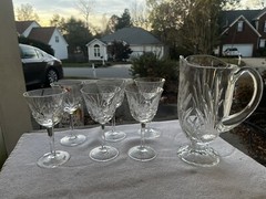 6 – Cherrywood Clear Water Goblet With Rosewood Crystal Pitcher – GORHAM