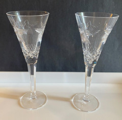 Set of 2 WATERFORD CRYSTAL MILLENNIUM Dove PEACE CHAMPAGNE TOASTING FLUTES