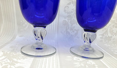 Cristal d’Arques Cobalt Blue Footed Goblet Twisted Stem 6.5″ France Glass