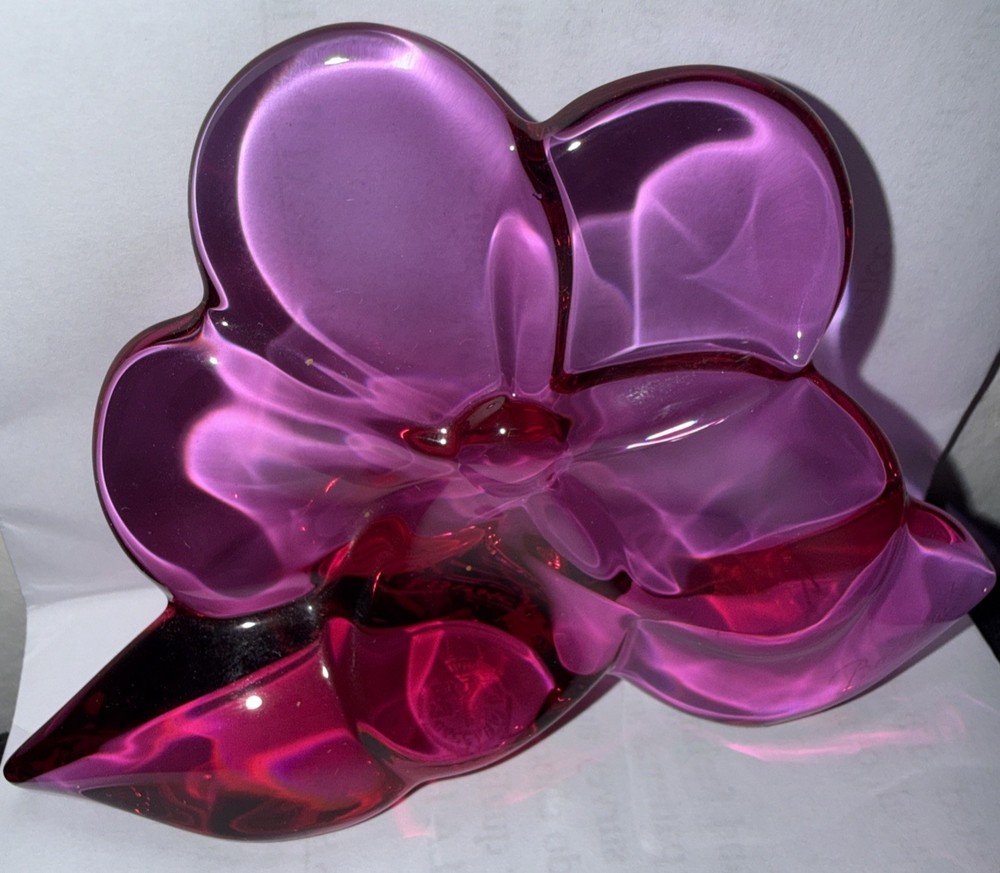 Purple Clover Peony Crystal From BACCARAT