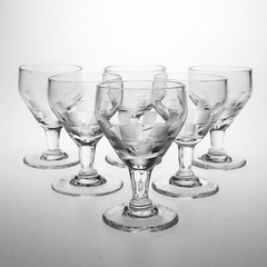 Doyen Cordials Checkered Clear Glass 2 5/8 6Pc Set