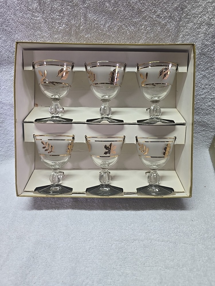 Vintage Libbey Golden Foliage 6 Piece 4 oz Cocktail Glass Set – New In Box