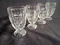 Vintage Clear Glass Footed Tumblers Raised Floral Daisy Set Of 4 MCM Grogovky