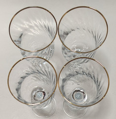 Set/4 Crystal Clear Industries Wine Water Goblet Swirl Optic Gold Rim 8oz 7 7/8″