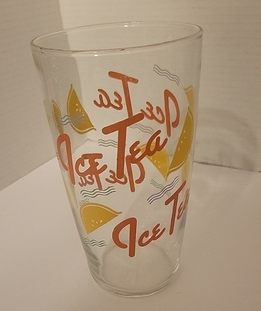 Vintage 1970’s Iced Tea Glass Ribbed Bottom 26 oz, See Factory Dimple on Top Rim