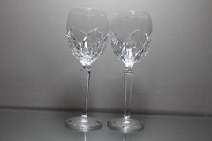 Set Of 2 Waterford Lucerne Pattern Crystal Wine Glasses 8″ Discontinued