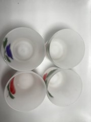 Vintage Hand Painted Milk Glass Juice Glasses Fruit Set 4 Frosted 3.5″ Kitchen D
