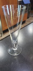 Elegant Set Of 4 Trumpet Style Champagne Toasting Flutes 9 «