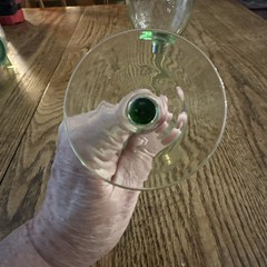 Vintage Green Wine Glass Etched Grapes Fruit Long Stemmed Vtg Stemware Lime 8.5″