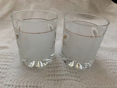 Vintage Pair of DeValbor Italian Windrose Wheat Whiskey glasses