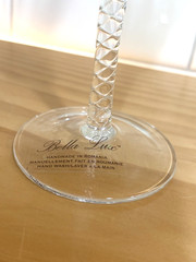 2 Bella Lux Wine Glass Champagne Flute Optic Paneled Air Twist Stem Gold Rim NWT