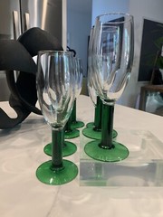 Vintage THICK GREEN Stem Wine Glasses – Set of 8