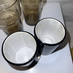 (2) Vintage MCM Henry & Miller Retro Kraftware Tumblers Amber Smoke black cozie