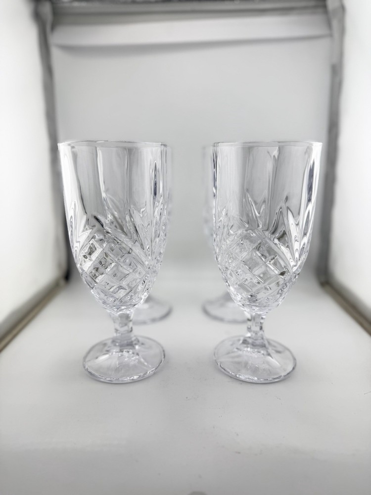 Set of 4 Vintage Pressed Cut Glass Goblets 7.75” Water Wine Tea Glasses Diamond