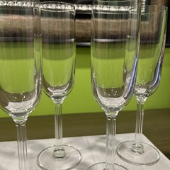 Crystal Champagne Flute Set of 4 Glasses for Champagne 8 1/2 Inches Tall Clear
