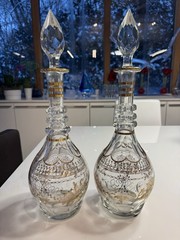 Vintage Crystal Glass Pair of Gilt Decorated Faceted Wine Decanters Unmarked
