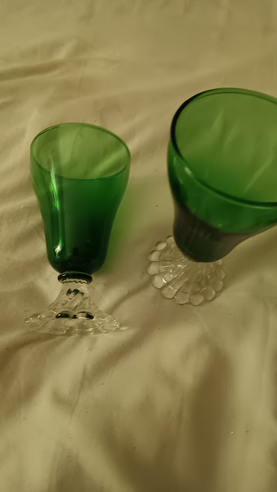 Anchor hocking green and clear glass goblets a pair of these