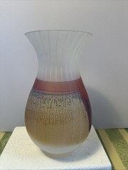VTG 1970 Rueven Hand Painted Nouveau Art Glass Vase 9.25” Ribbed Hand Fired UP39