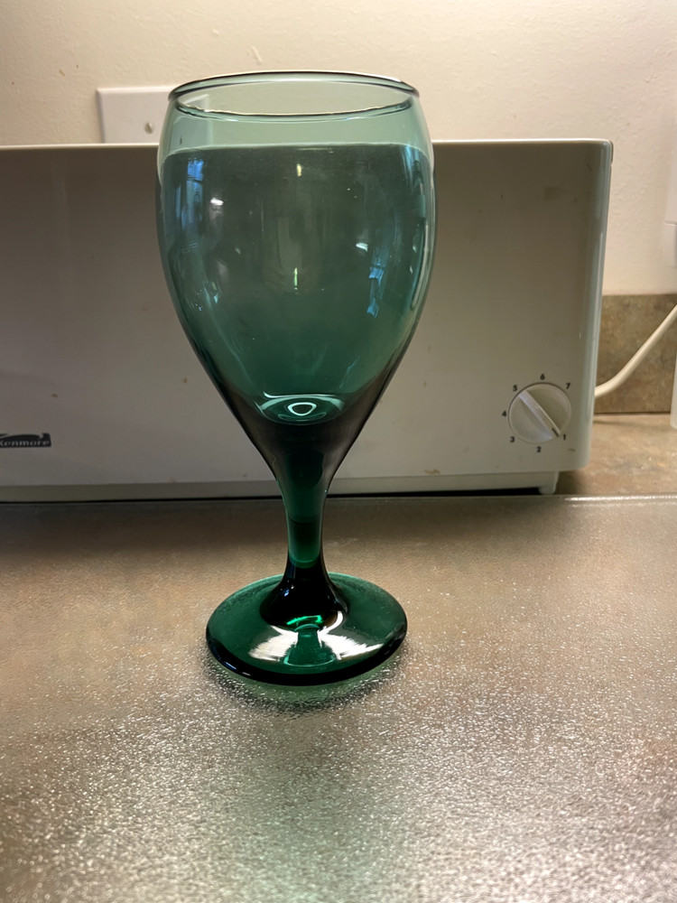 Vintage Libby Green Wine Glasses Gold Rimmed Stemmed Goblet/Water/Tea Set of 6