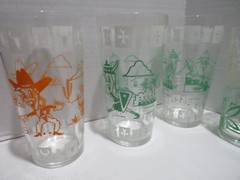 MIXED VTG LOT OF ELEVEN DRINKING GLASSES DIFFERENT PATTERNS