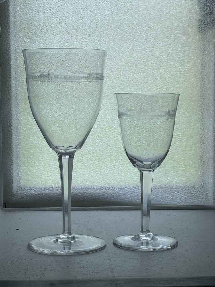 Set Of 2 Kosta Crystal Wine Glass Goblet Etch “Svenska No.185” Swedish 1920s-30s