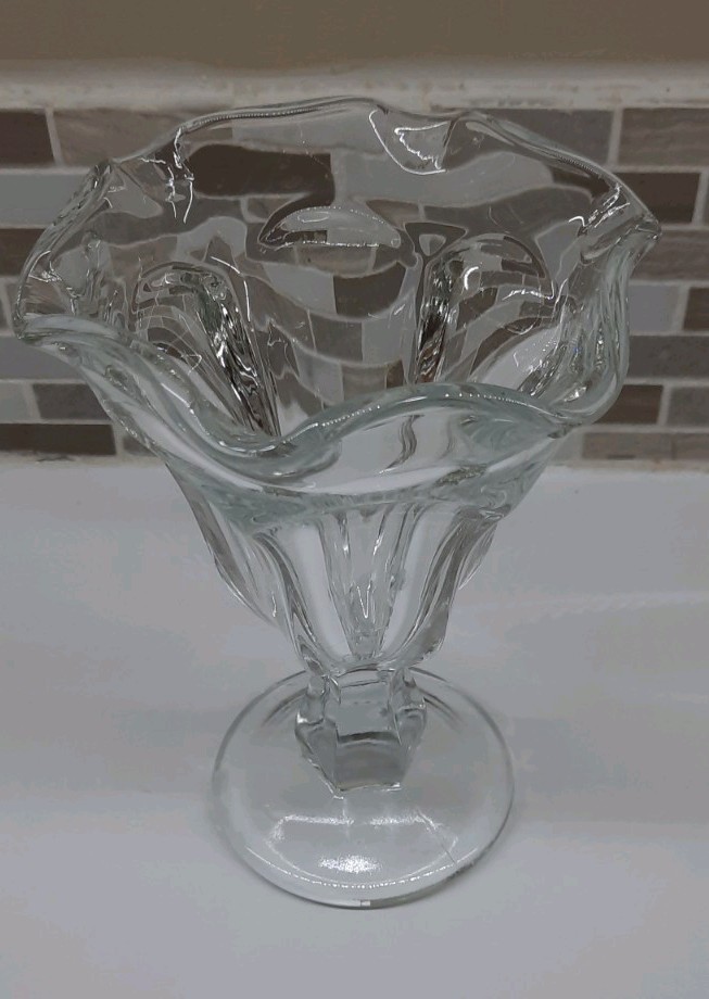 Sundae Soda Shop Vintage Glass 6″