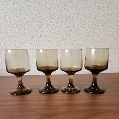 4 Tawny Accentby LIBBEY GLASS COMPANY Footed Wine Smoke 5.25″