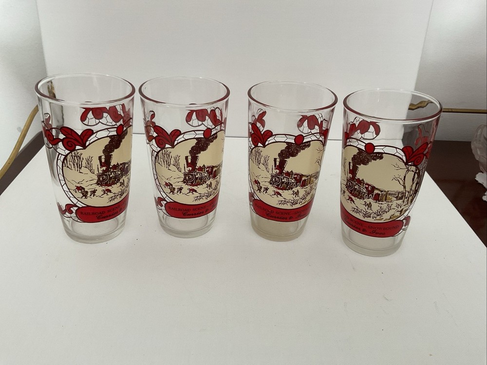 Currier and Ives Winter Christmas Glasses
