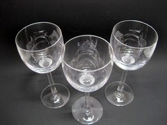 Set of 3 – Villeroy & Boch Octavie Claret Wine Glasses, 7 3/4″